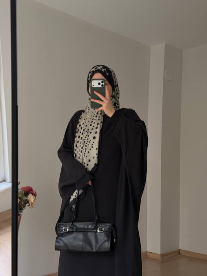 Nero Abaya